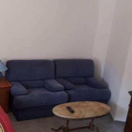 Ferienwohnung Confortable En Hyper Centre Parking Gratuit Dans La Rue Acces Avec Boite A Clee Castres  Exterior foto